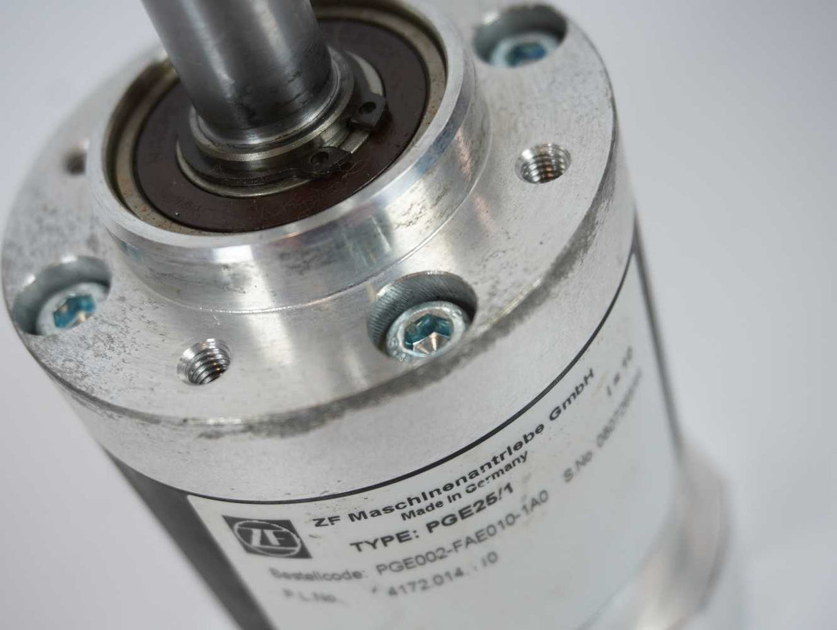 ZF Maschinenantriebe PGE002-FAE010-1A0 PGE25/1 Planetary Gearbox