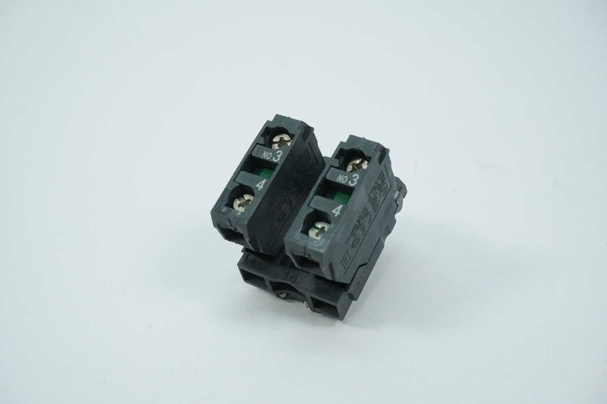 Schneider Electric XD5PA12 Contact Block
