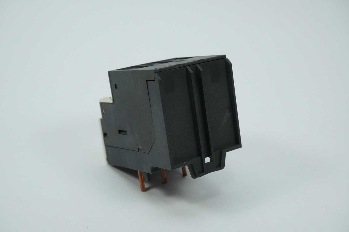 TELEMECANIQUE LRD04 TeSys Relay 0.4-0.63A 034674