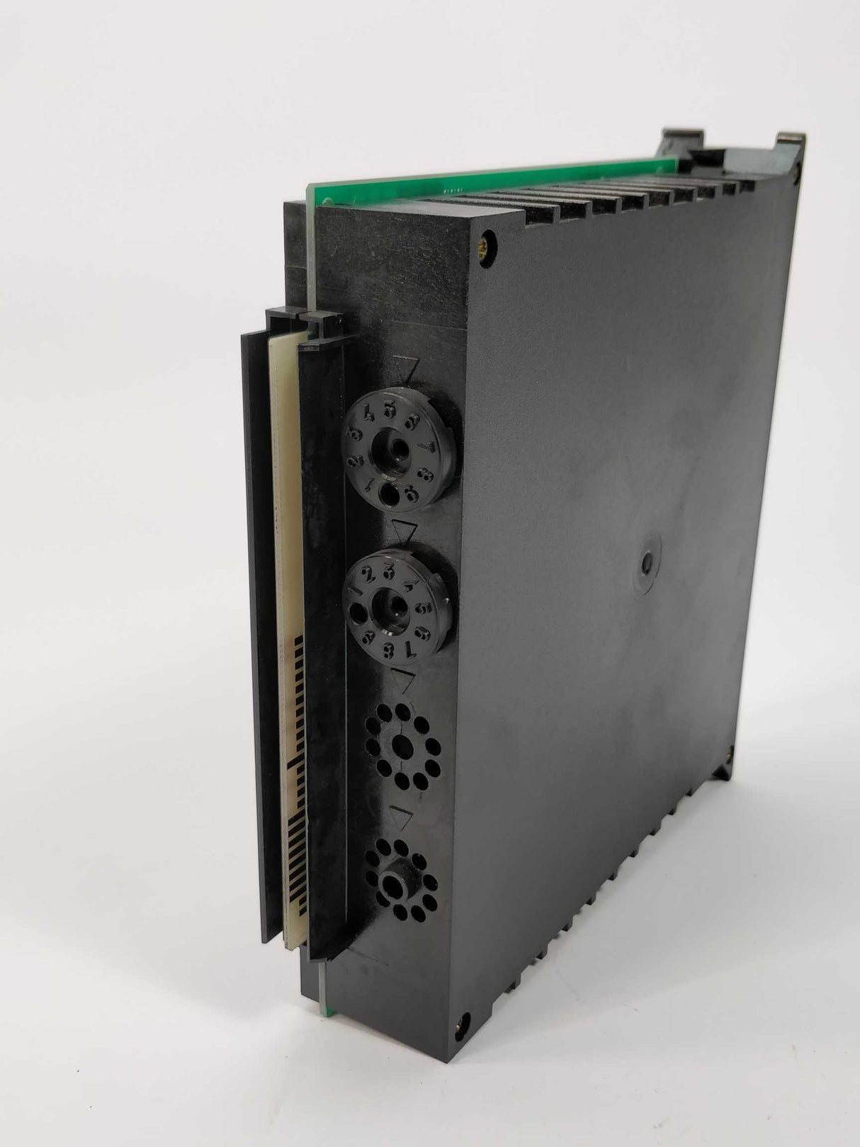 TELEMECANIQUE TSXDST1682 Output module