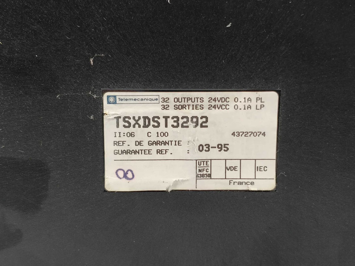 TELEMECANIQUE TSXDST3292 Output Module