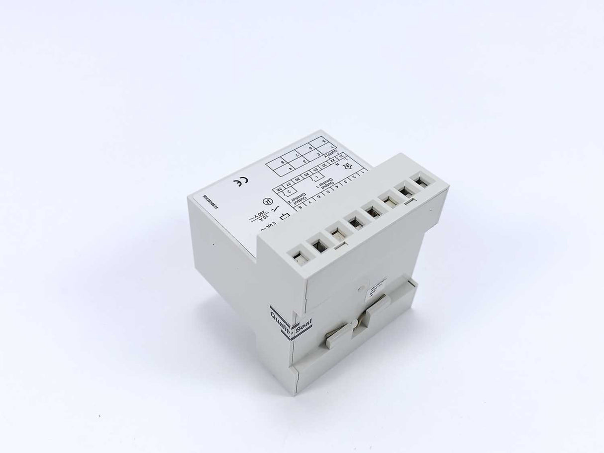 Carlo Gavazzi G3448 5238 230 2-output Lighting Scene Dimmer