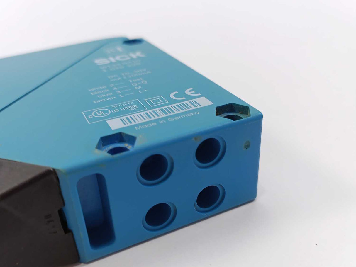 SICK 1019229 WT34-B410 Photoelectric Proximity Sensor