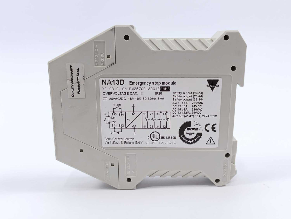 Carlo Gavazzi NA13D Emergency stop module