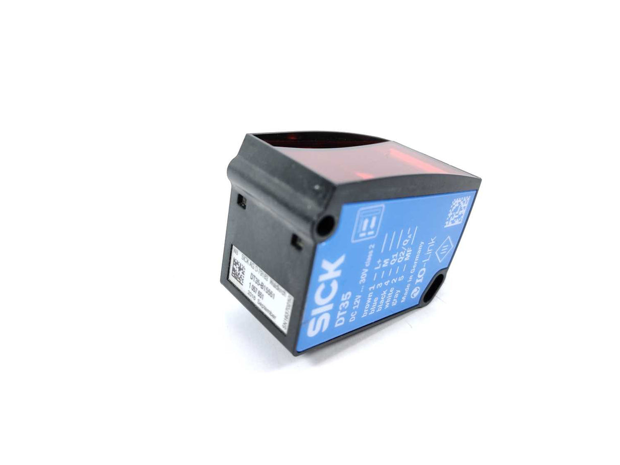 SICK 1057651 distance sensor DT35-B15551