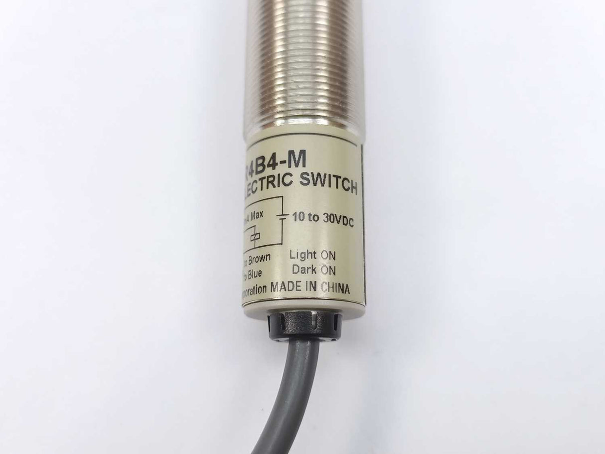 OMRON E3F2-R4B4-M Photoelectric sensor