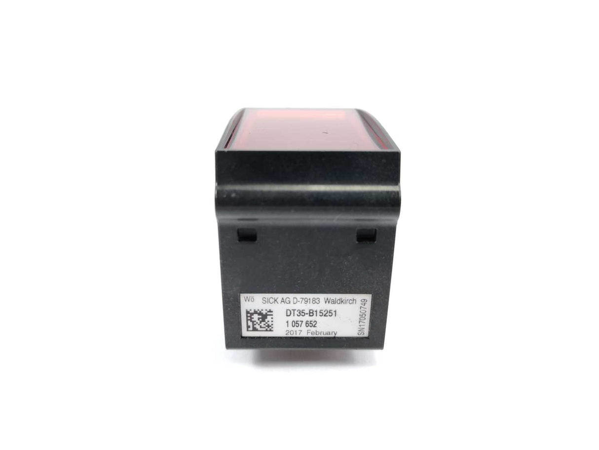 SICK 1057652 Distance Sensor DT35-B15251