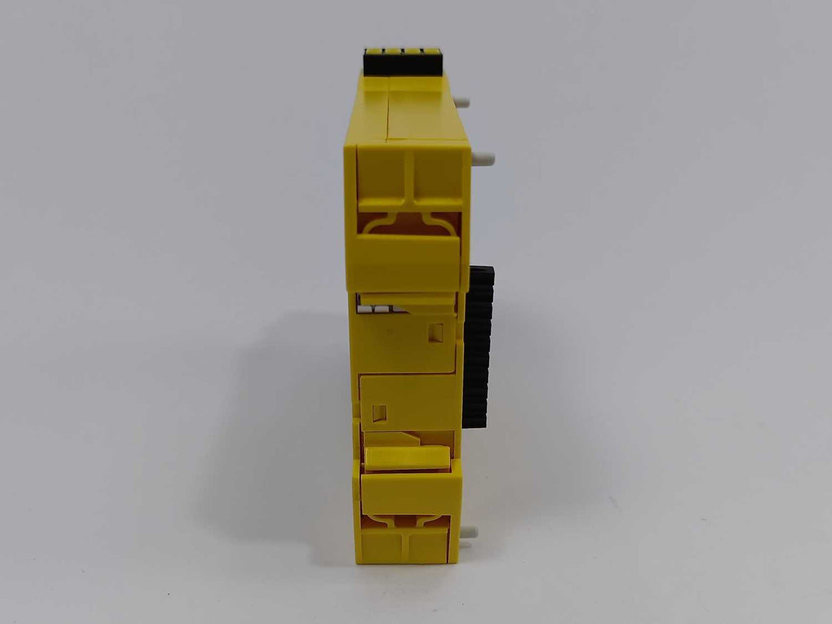 SICK 6032677 UE410-2RO4 SAFETY EXTENSION RELAY