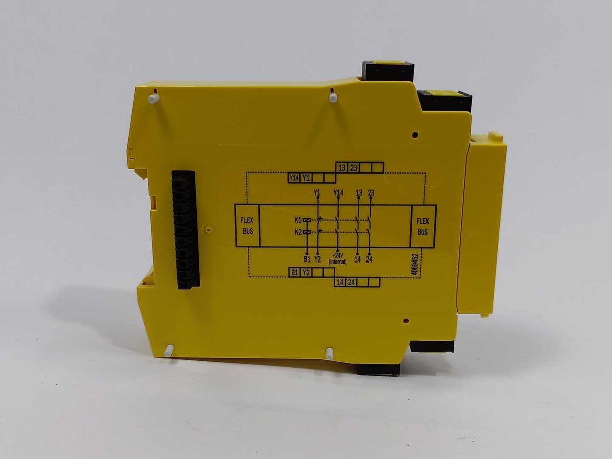 SICK 6032677 UE410-2RO4 SAFETY EXTENSION RELAY