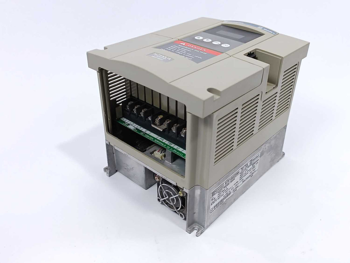 TELEMECANIQUE ATV18U29N4 ALTIVAR18 2,9KVA 380/460V