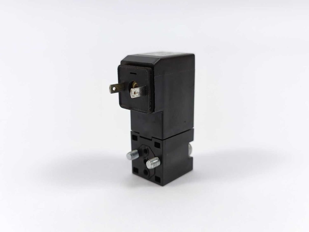 Pneumax N331.R0A Miniature Solenoid Valve, like new