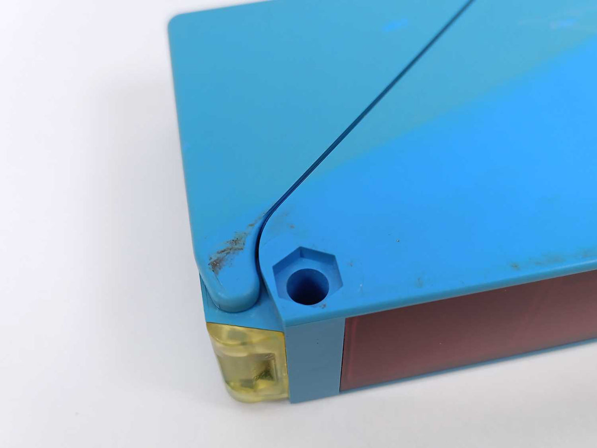 SICK 1019229 WT34-B410 Photoelectric Proximity Sensor