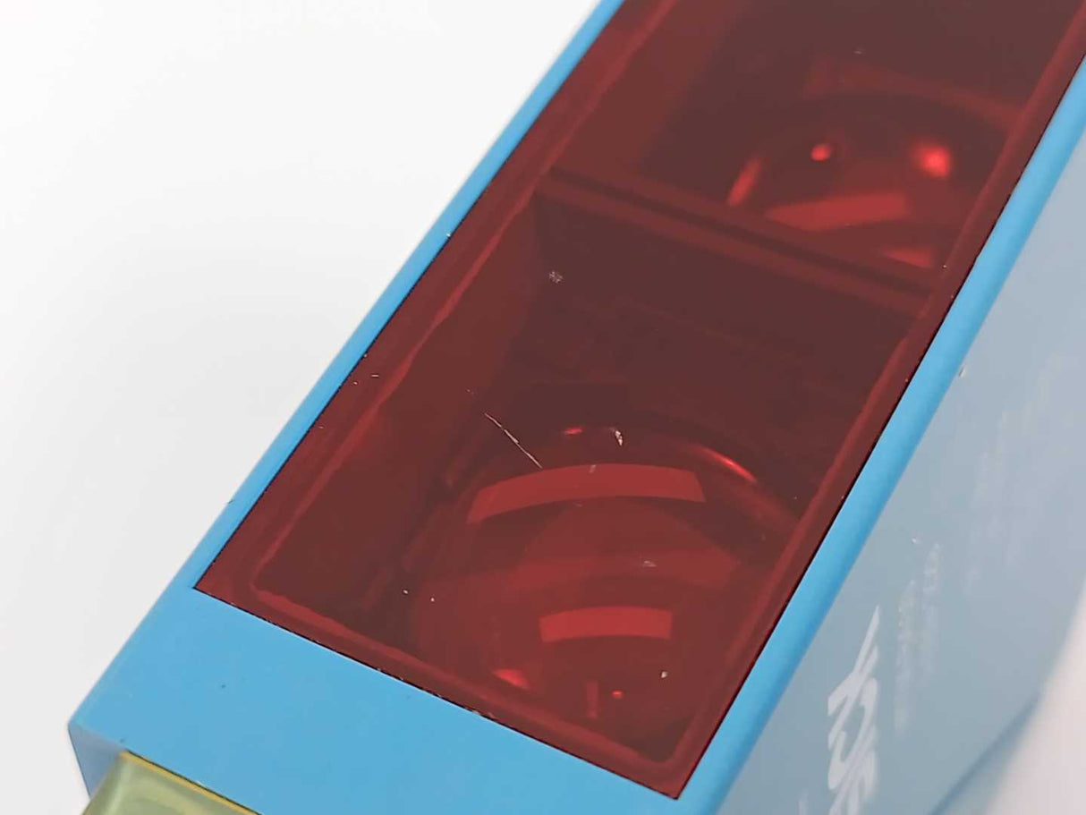 SICK 1019229 WT34-B410 Photoelectric Proximity Sensor