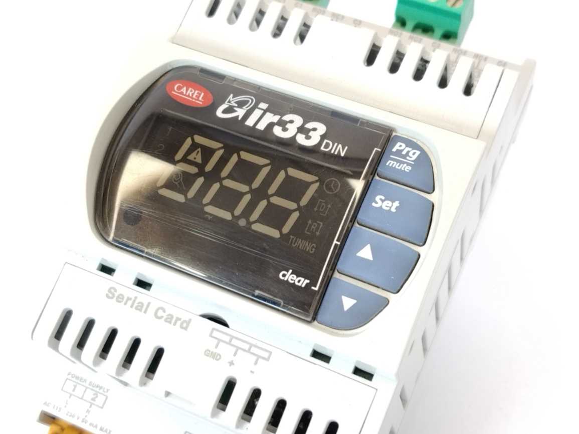 Carel DN33W7HR20 Temperature Regulator