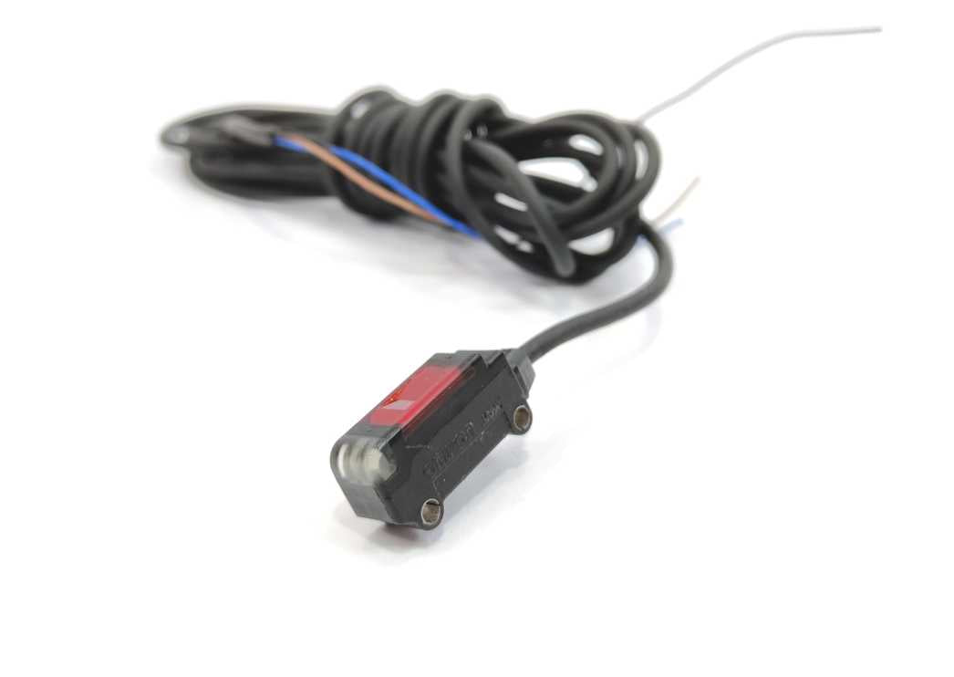 OMRON E3T-SR43 2m Cable Photoelectric Sensor with Built-in Amplifier