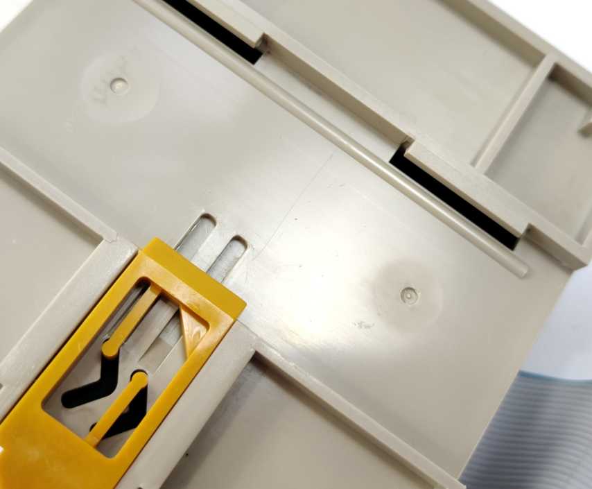 OMRON CPM1A-20EDR1 In/out unit