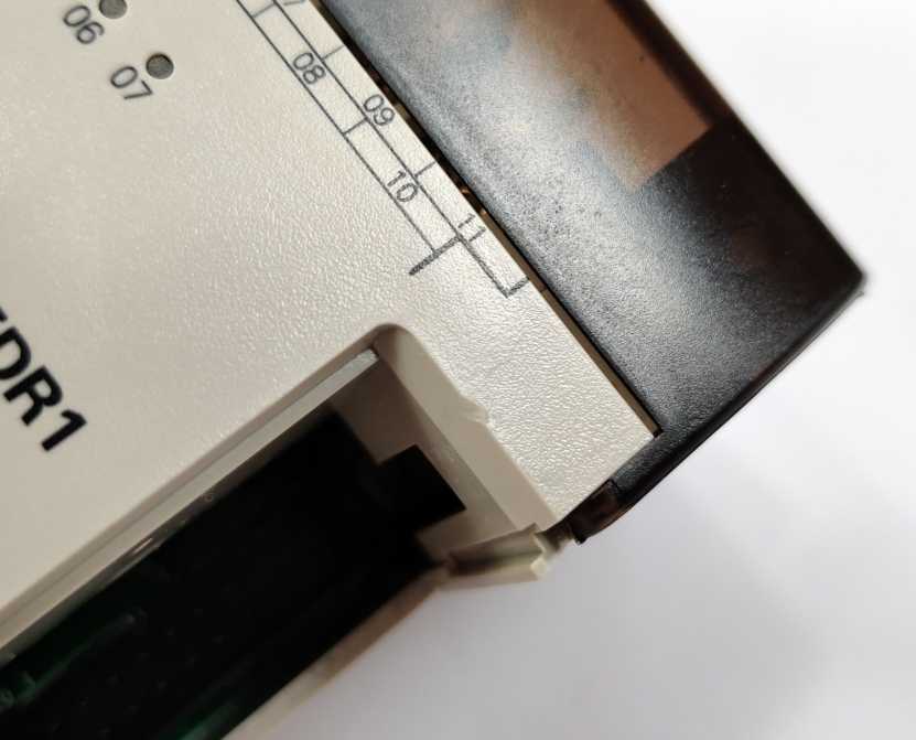 OMRON CPM1A-20EDR1 In/out unit