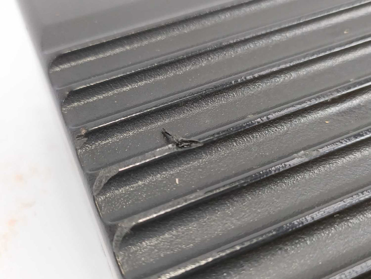 TELEMECANIQUE XPE-A110 single foot switch - IP43 - without cover