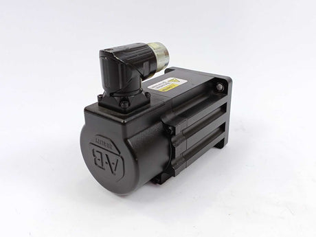 AB VPL-B0751M-PK12AA VPL Low Inertia Motor,  480V AC, 75mm