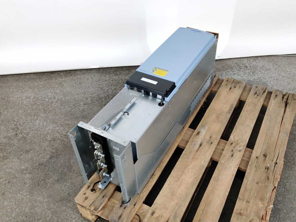 Vacon / Danfoss NXI01685A0T0ISGA1A20000CQ PA016850T0ISG Frequency Converter