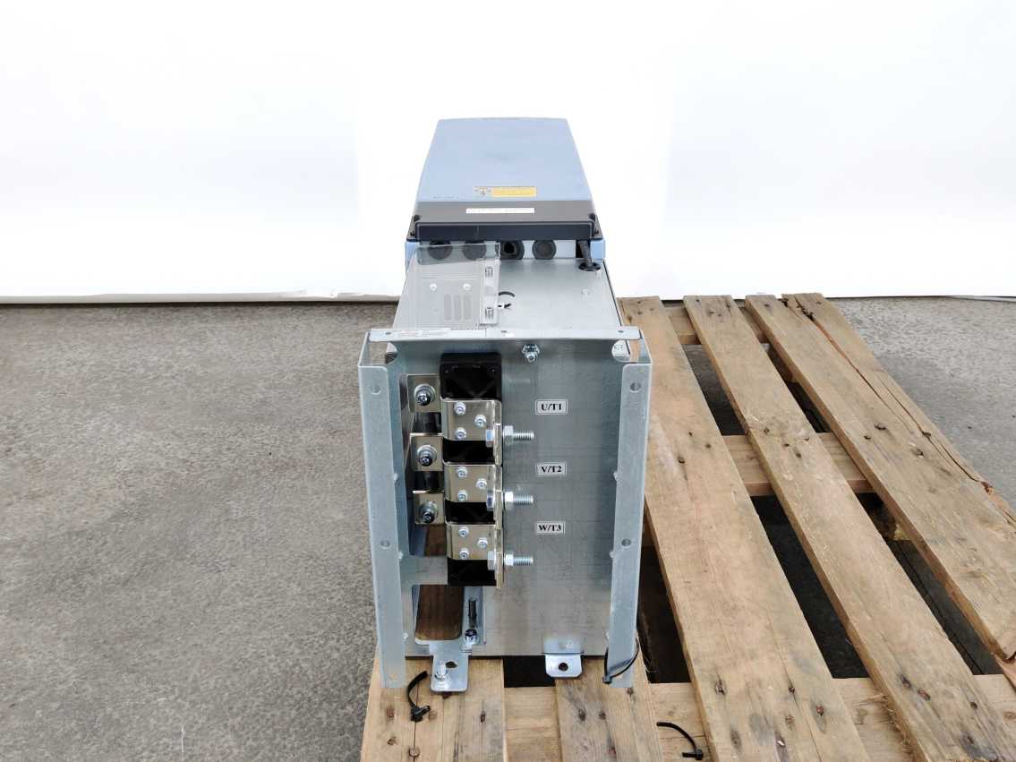 Vacon / Danfoss NXI01685A0T0ISGA1A20000CQ PA016850T0ISG Frequency Converter