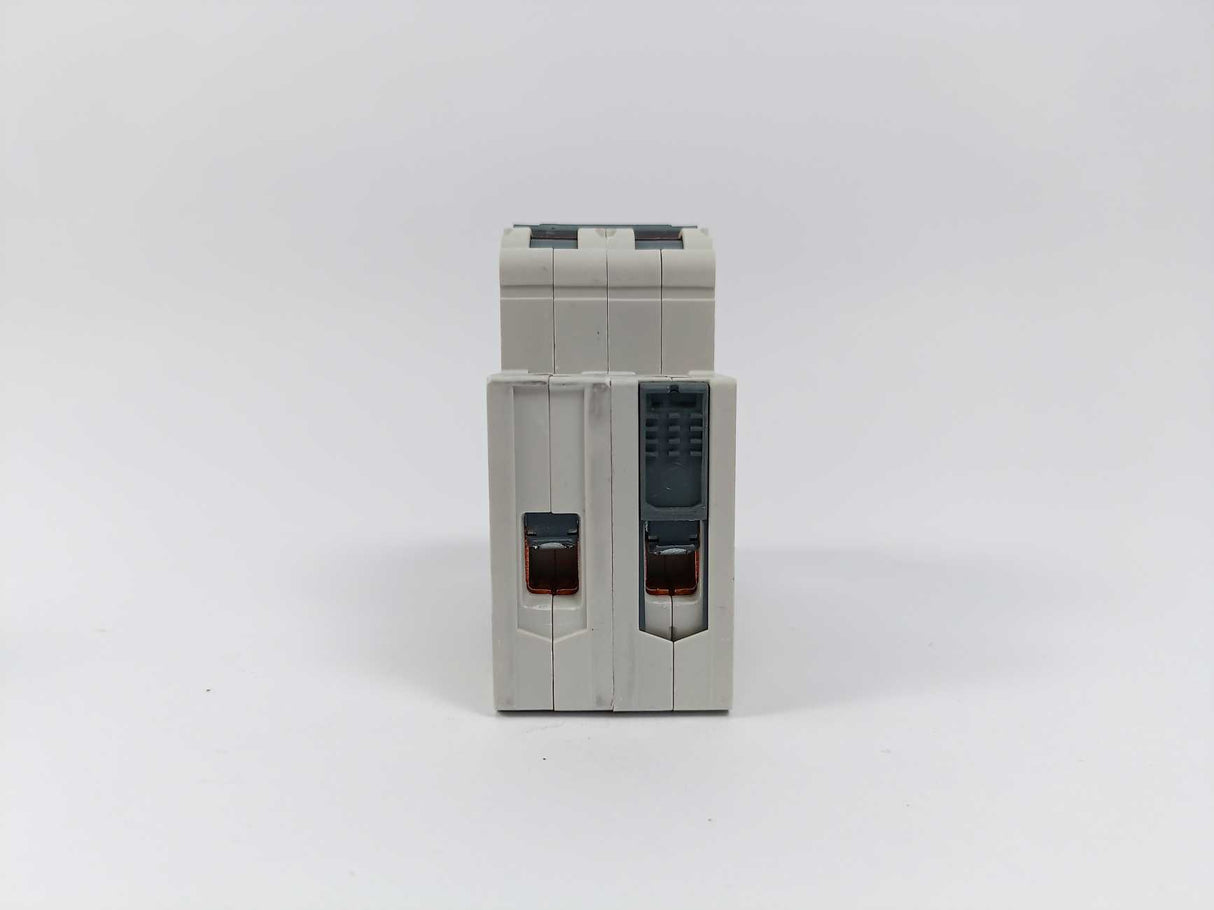 Siemens 5SL6204-7 Circuit Breaker 6KA 2POL C4