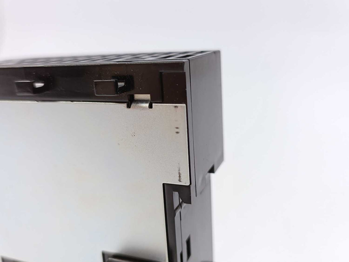 OMRON CJ1W-PD022 Power Supply Unit