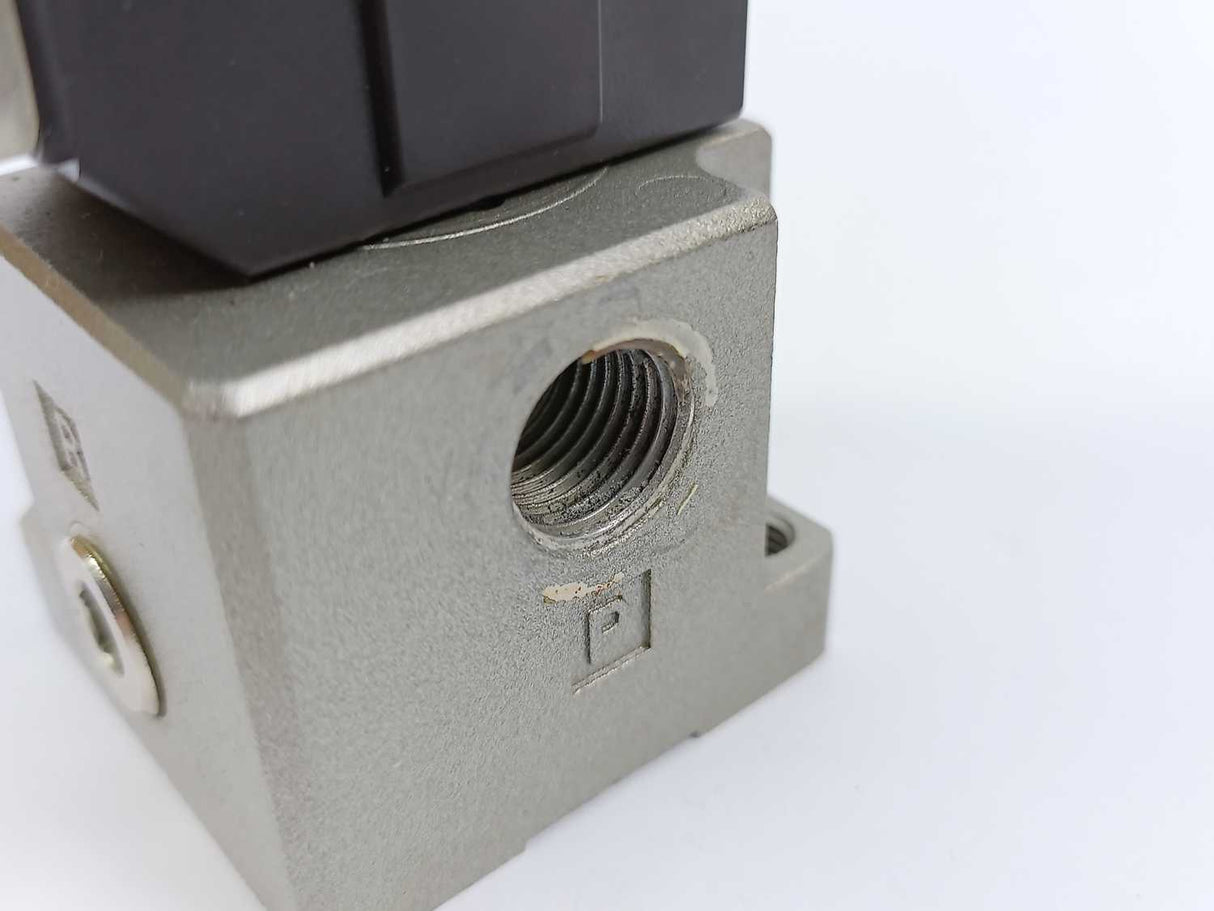 SMC EVT317V-5DZ-02F-Q Solenoid Valve