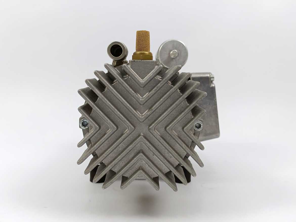 Hanning Elektro-Werke E5yz2B-078 Vacuum Pump SV 1003 D 000PLZZ 0,1/0,12 kW