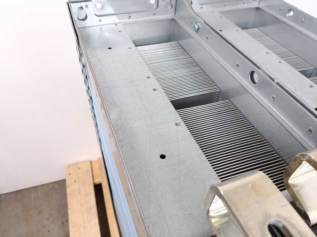 Vacon NXI10305A0T0ISGA1A20000CQ Vacon NXI Inverter Unit, 465-800 Vdc