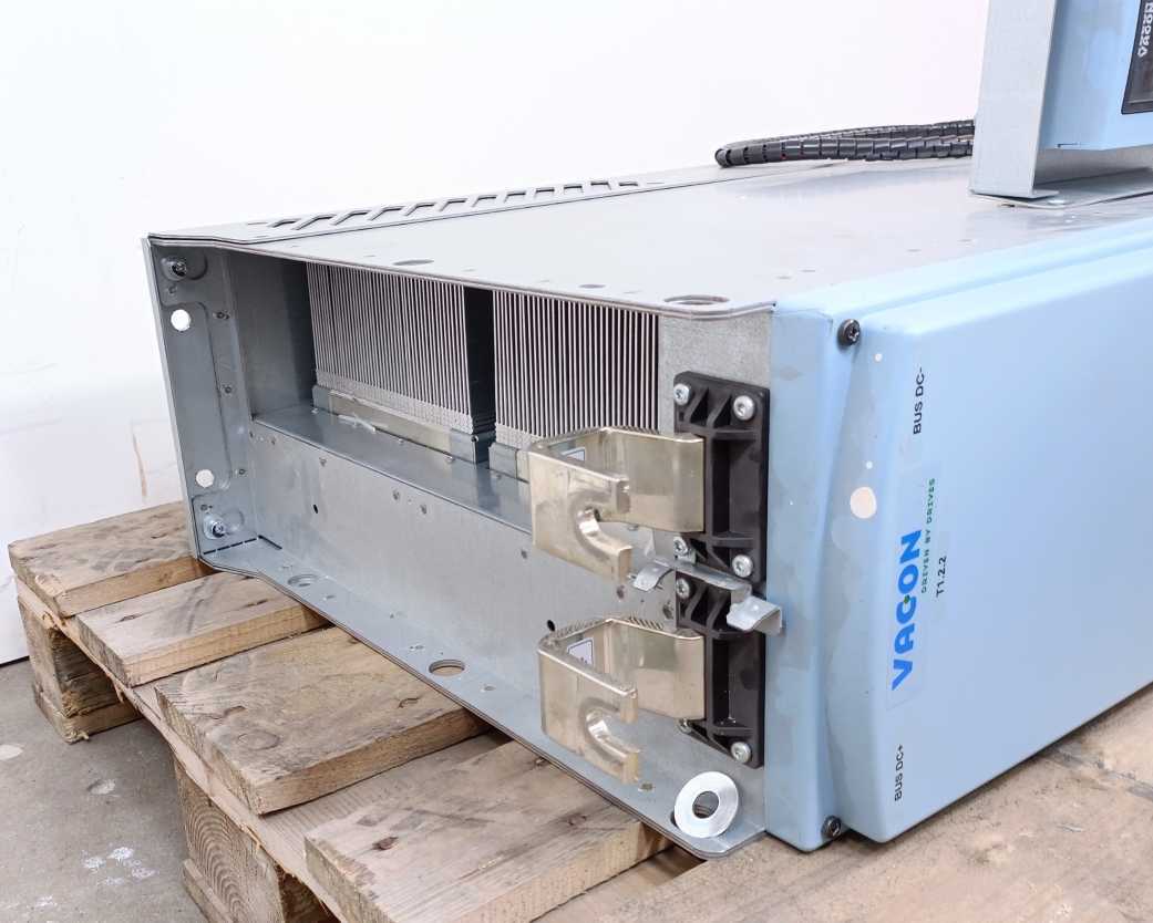 Vacon NXI03855-A0T0ISG-A1A20000CQ Vacon NXI Inverter Unit