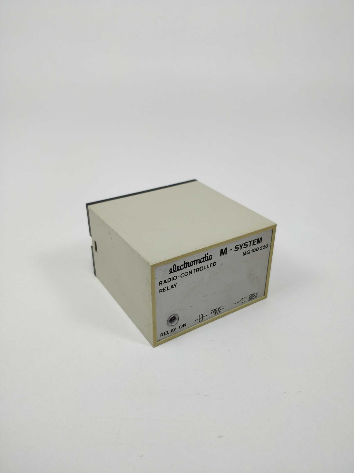 Electromatic MG 100 220 M-system Radio-controlled relay