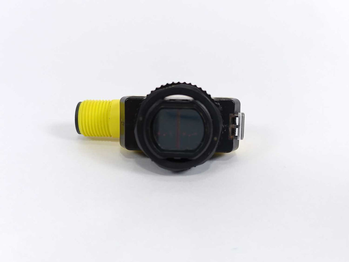 BANNER QS18VP6LPQ8 10-30VDC Photoelectric Sensor