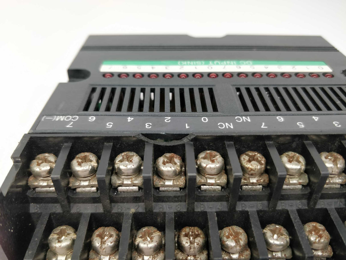 Idec PFJ-N162U FA-1J 16-DC input unit (sink)