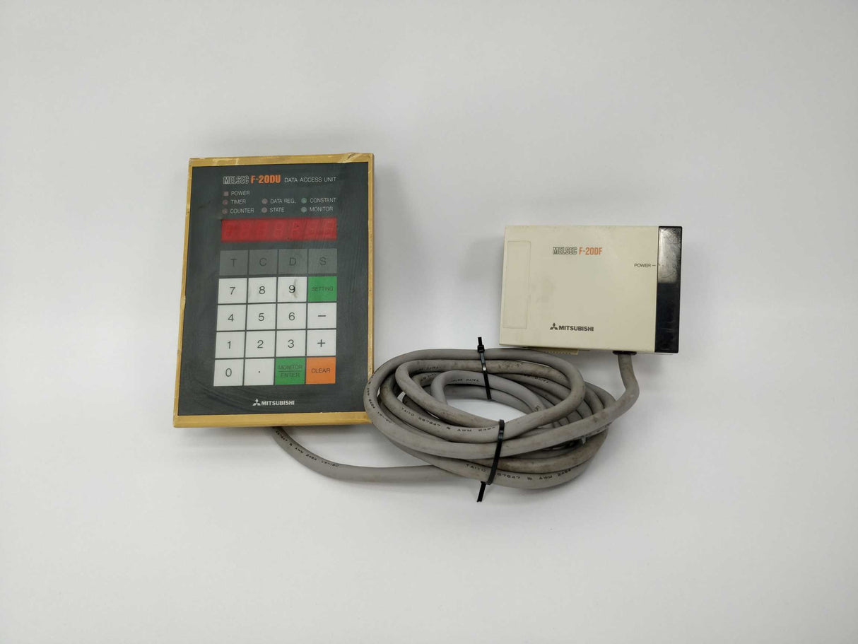 Mitsubishi MELSEC F-20DU with MELSEC F-20DF DATA ACCESS UNIT