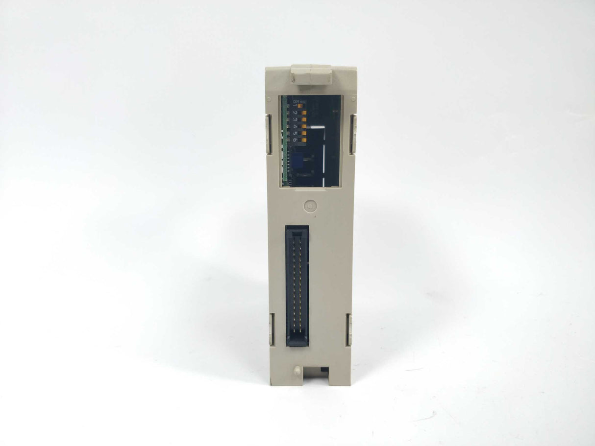 OMRON C200H-B7A22 B7A I/F unit 24VDC 80mA