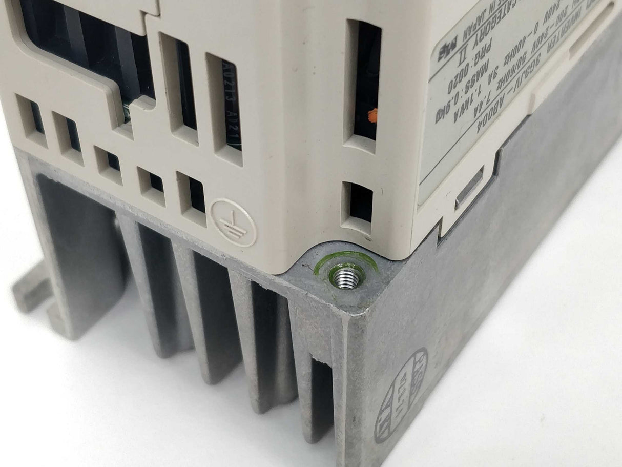 OMRON 3G3JV-AB004 3G3JV Inverter 0.55kW