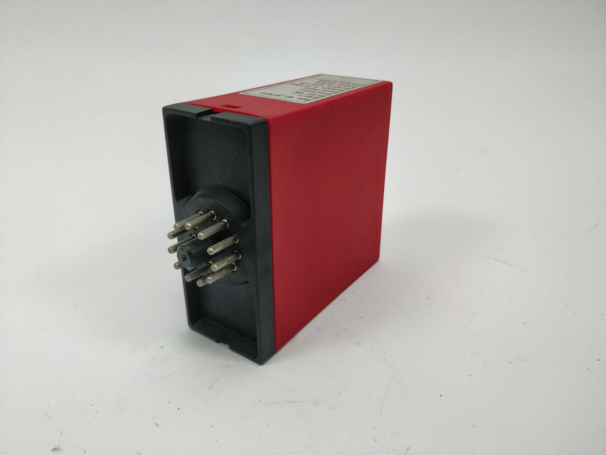 PR Electronics 2214 E1B1 Hold/Peak/Delay Transmitter
