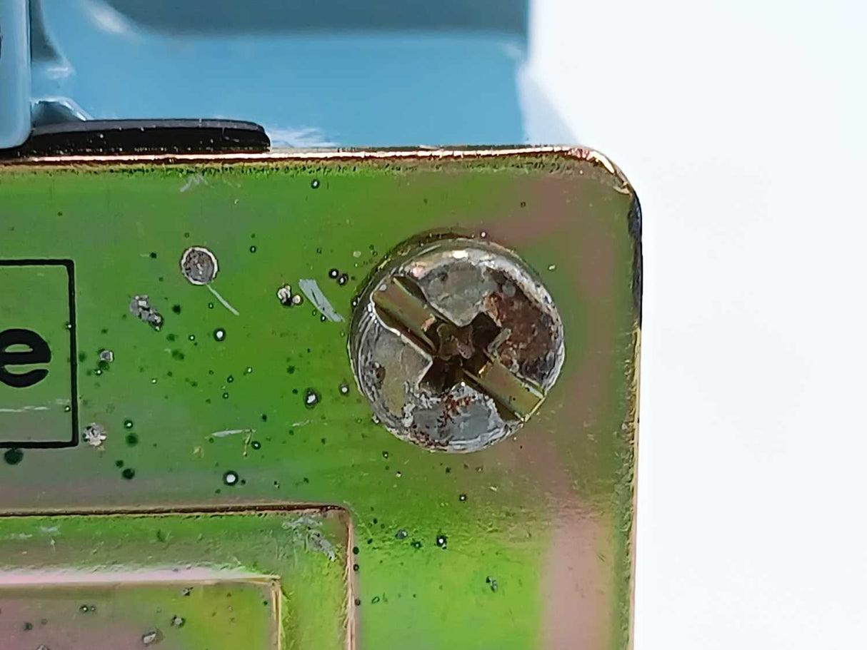 TELEMECANIQUE XCK M115 LIMIT SWITCH