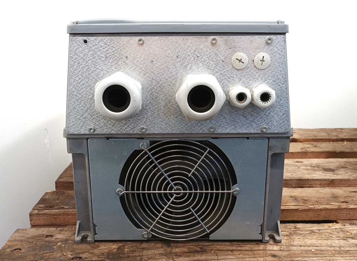 Danfoss 131B4577 FC-302P37KT5E55H1XGXXXXSXXXXAXBXCXXXXDX