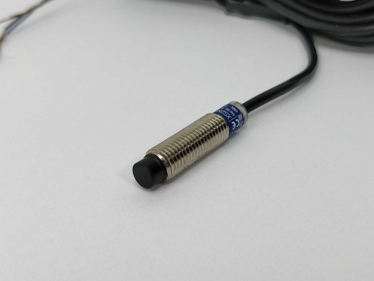 TELEMECANIQUE XS2N08PA340L1 Proximity sensor