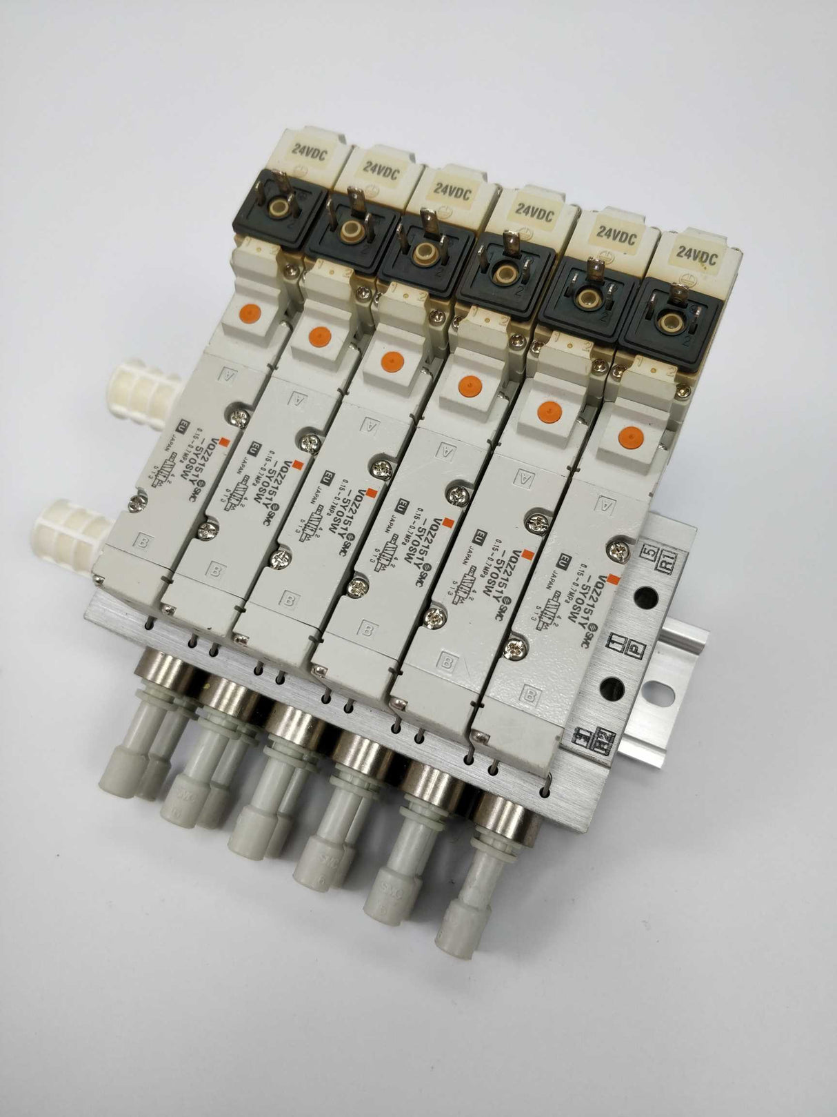 SMC VQZ2151Y-5YOSW Valve, base mount