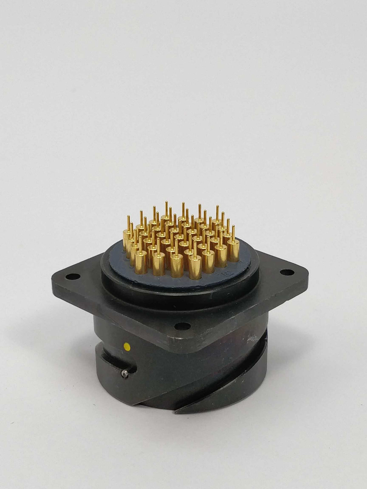 AB Connectors ABCIRH03APCF2821PNM32P3 Fixed pin connector, 3 Pcs