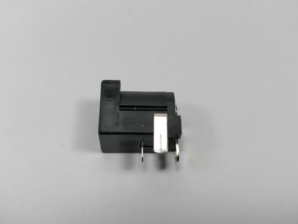 Singatron 2DC-0005D100 Dc power jack 20V 4A 493pcs