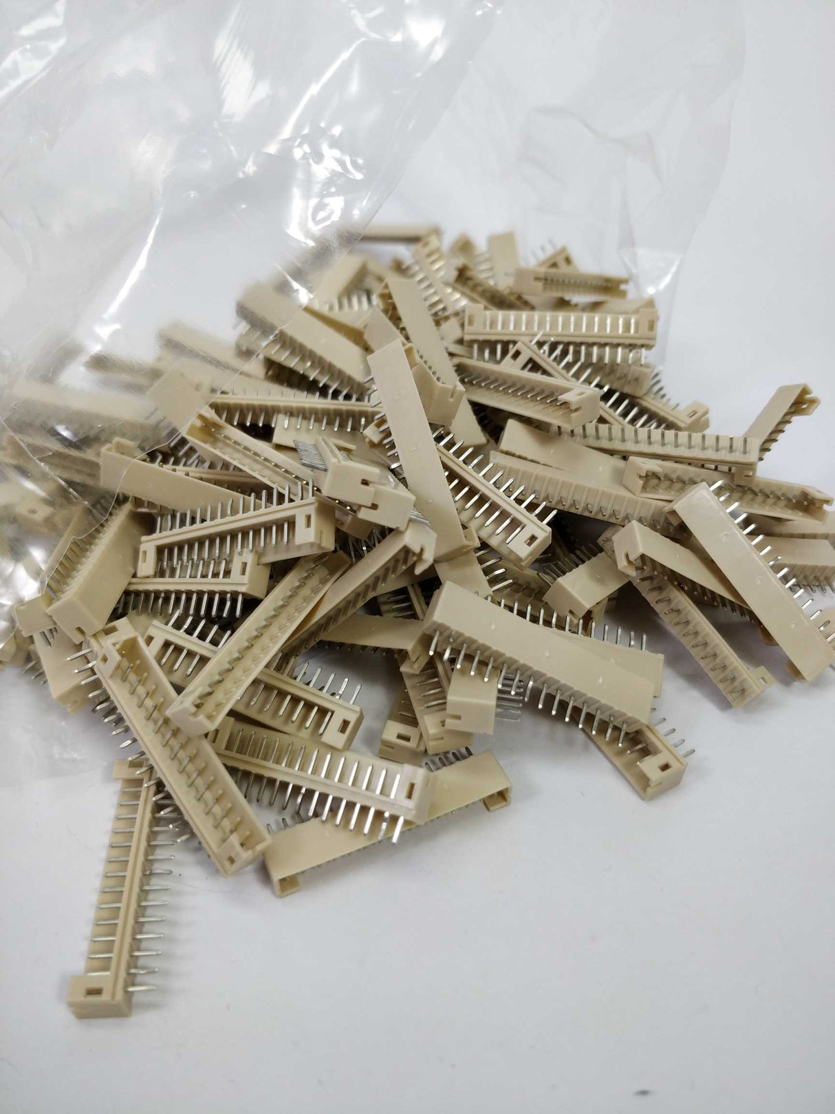 JST B15B-PH-K (LF) (SN) Connector header 137pcs