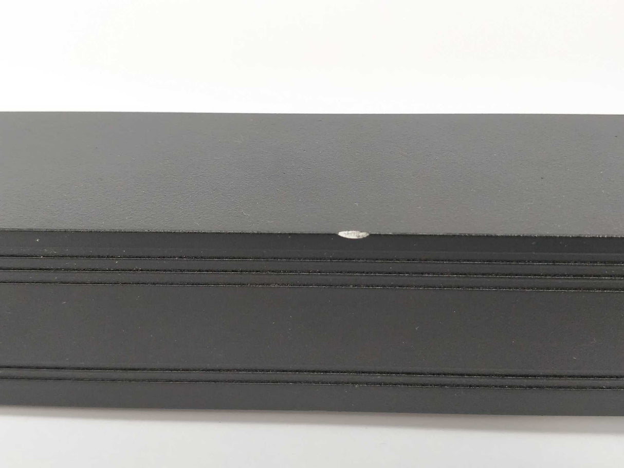 Connectix 009-000-005-26F Power distribution unit