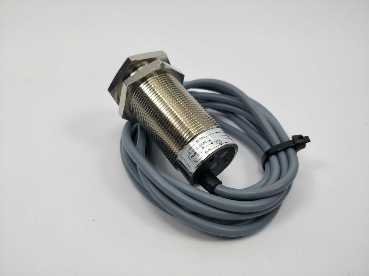 BAUMER ELECTRIC UNAM 30P1102 Ultrasonic Proximity Sensor