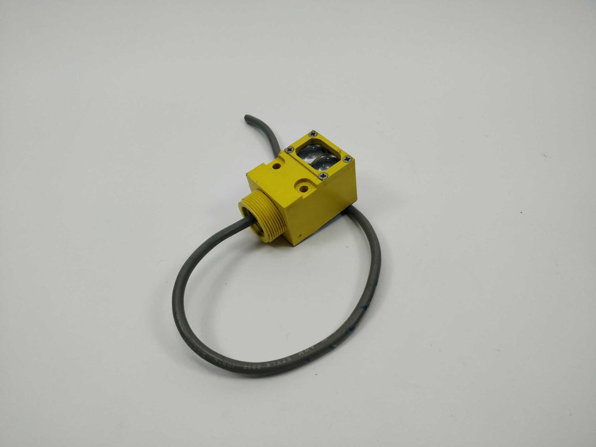 BANNER 25176 SMA912LV Valu-Beam