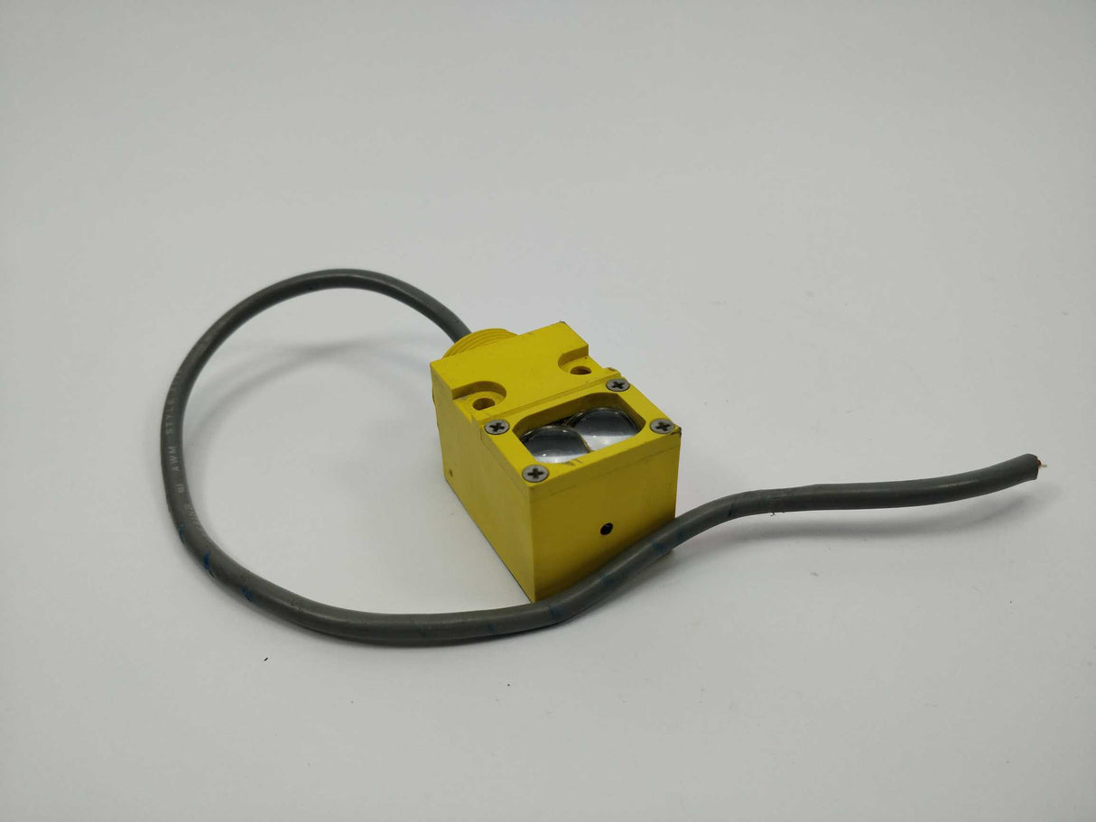 BANNER 25176 SMA912LV Valu-Beam