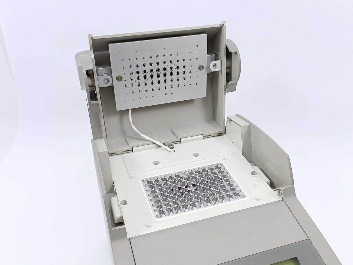 Applied Biosystems 4359659 2720 Thermal Cycler